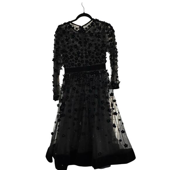 MAC DUGGAL Black Velvet 3-D Floral Embellished Sheer Fit Flare Dress Size 6 - Picture 6 of 9